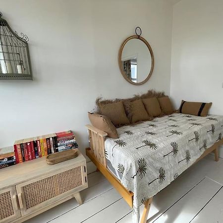 Top Deck - Fresh, Stylish Seaside Apartment Ventnor Exterior foto