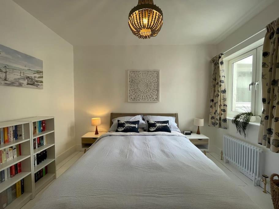 Top Deck - Fresh, Stylish Seaside Apartment Ventnor Exterior foto